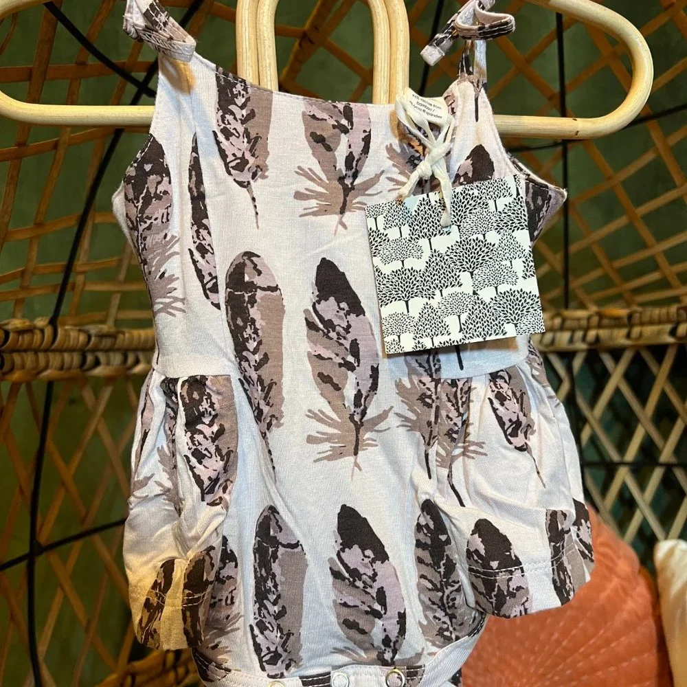 NWT Kate Quinn Organic Feather Spaghetti Tie Ballerina Bubble Bamboo 0-3m - Picture 4 of 5